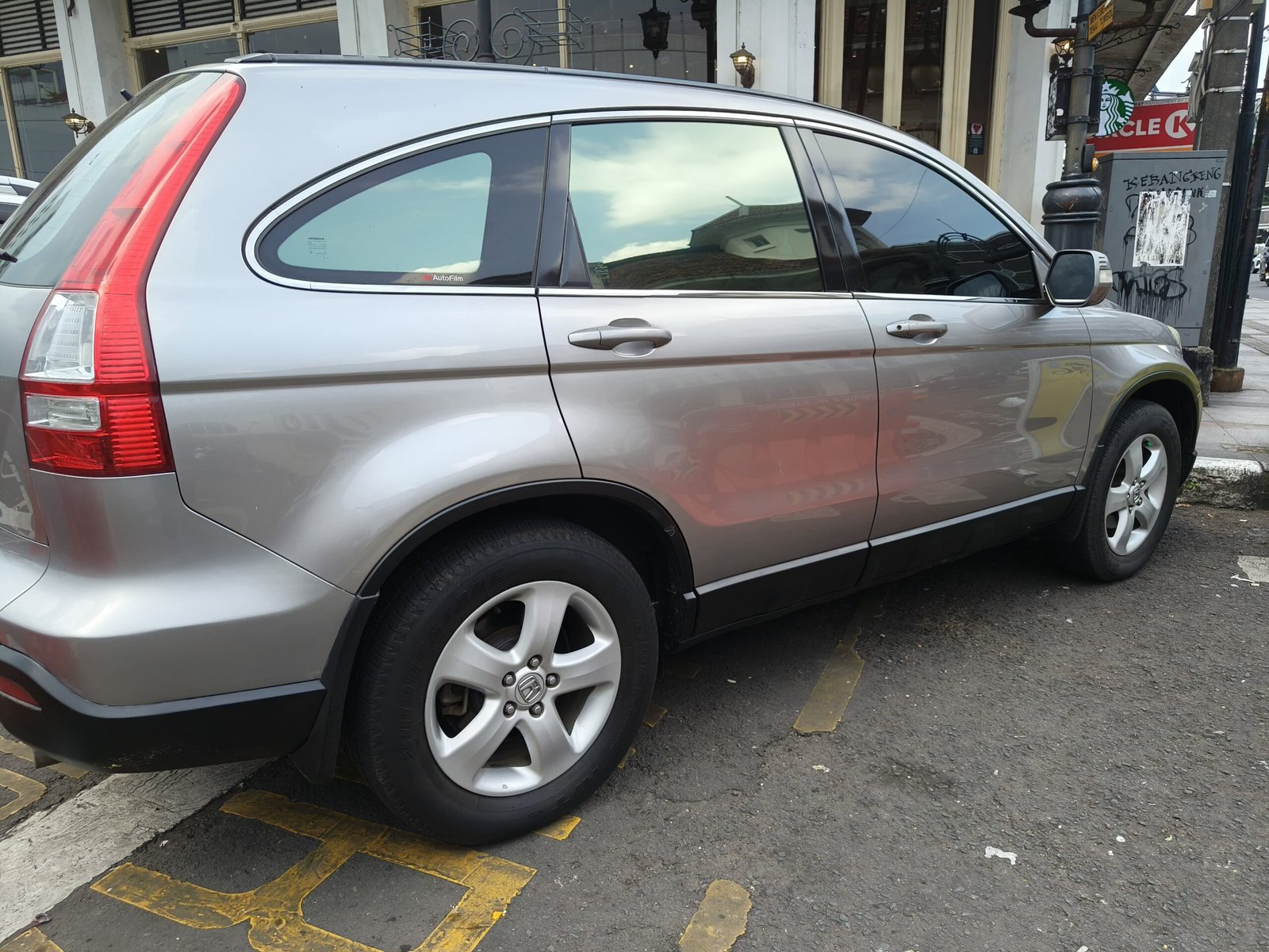 7 Cara Merawat Body Mobil Agar Tetap Kinclong Seperti Baru Bisa Dilakukan di Rumah