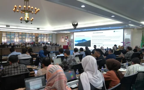 Disparbud jabar gelar forum rencana strategis pariwisata dan kebudayaan 2025 2029, menuju pariwisata berkelanjutan dan ekonomi kreatif