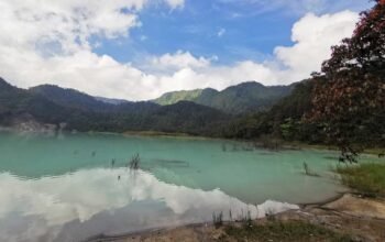 kawah talaga bodas garut 1